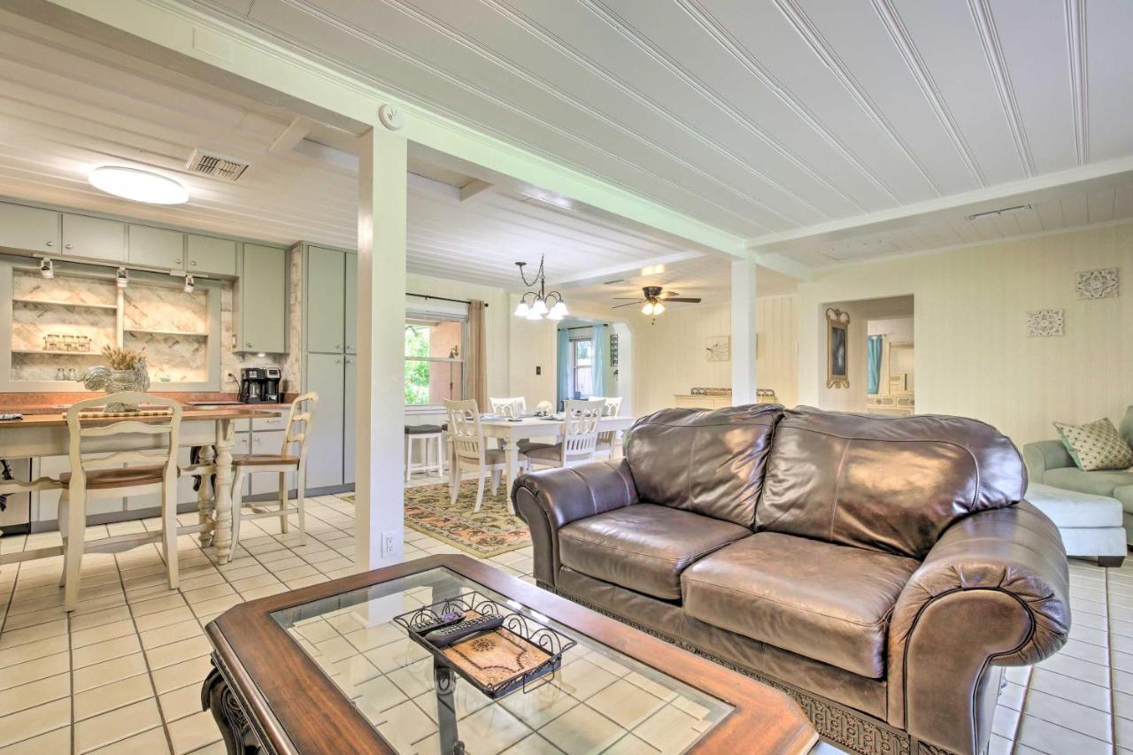 Rainbow River Oasis With Kayaks And Furnished Sunroom! Дънелон Екстериор снимка